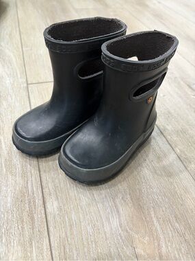 Bogs Black Toddler Waterproof Pull-On Boots
